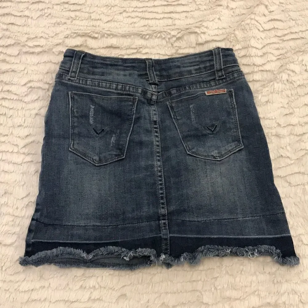 Cute distressed jean skirt
